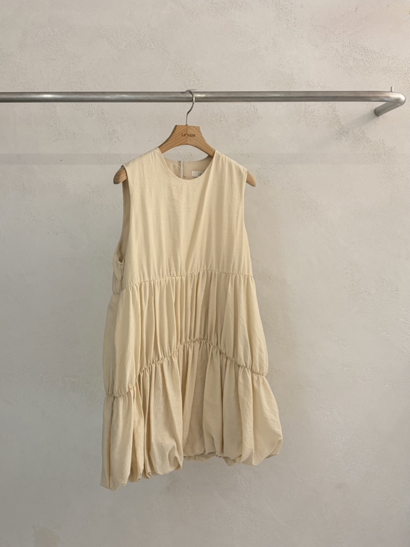 LE VASE韓國代購女士新品26夏季時尚人氣26春夏職業連衣裙LE VASE連衣裙
