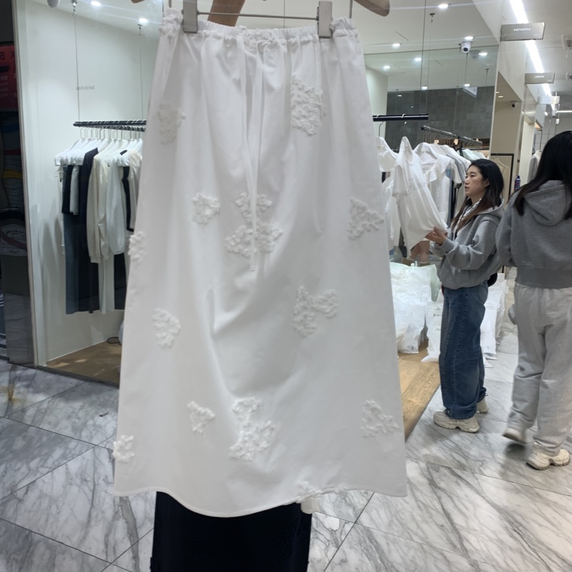 VELVET UNDERGROUND韓國東大門代購女士新款熱賣半身裙中短裙刺繡棉VELVET UNDERGROUND半身裙/中短裙圖色1