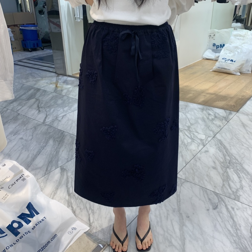 VELVET UNDERGROUND韓國東大門代購女士新款熱賣半身裙中短裙刺繡棉VELVET UNDERGROUND半身裙/中短裙圖色2