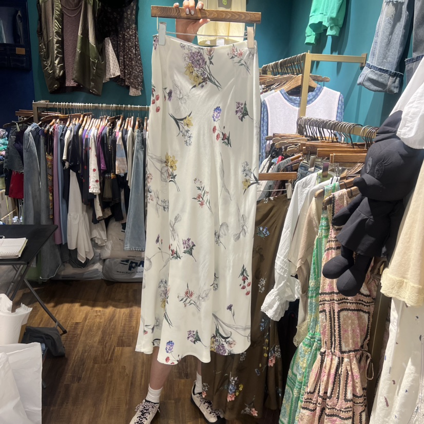 MERCI LINDA韓國直郵女士新品26夏季休閑26春夏人氣長裙MERCI LINDA長裙圖色2