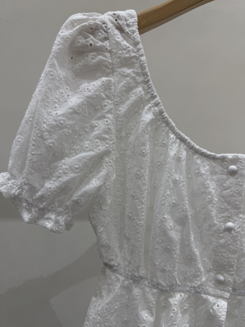 SHIRRING韓國東大門代購女裝新品推薦熱賣人氣襯衫蕾絲衫SHIRRING襯衫/蕾絲衫