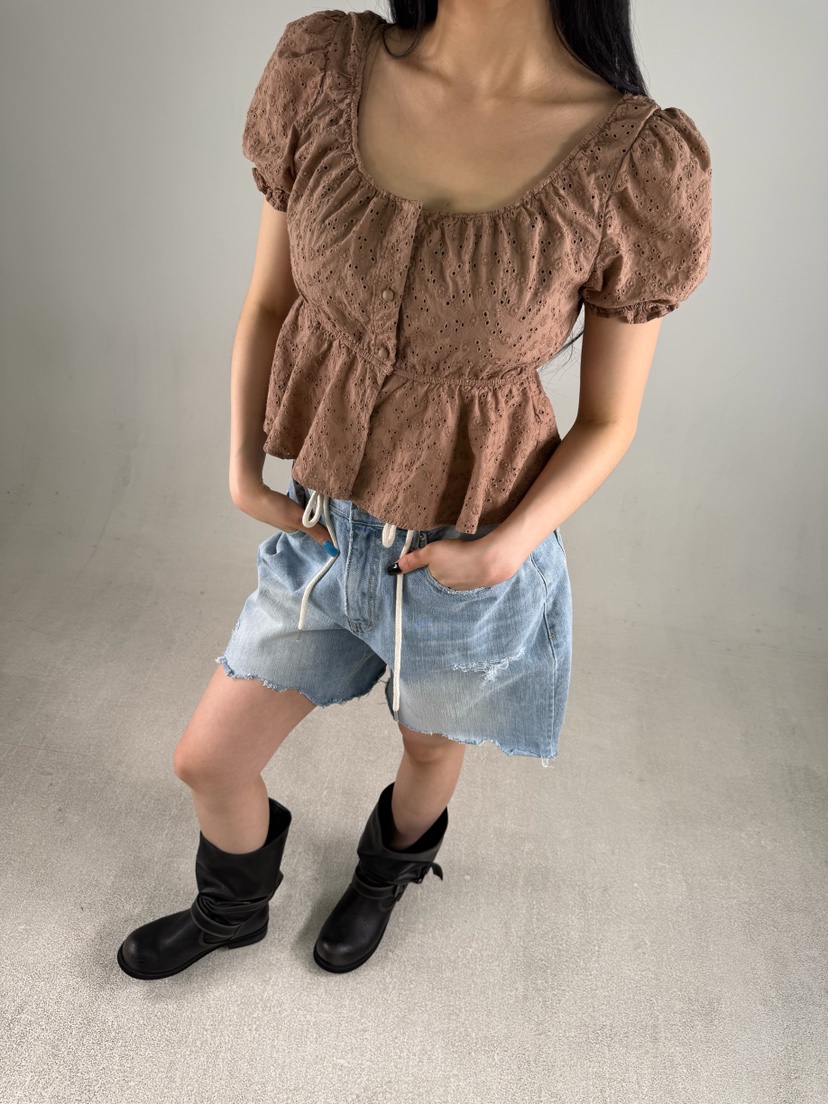 SHIRRING韓國東大門代購女裝新品推薦熱賣人氣襯衫蕾絲衫SHIRRING襯衫/蕾絲衫