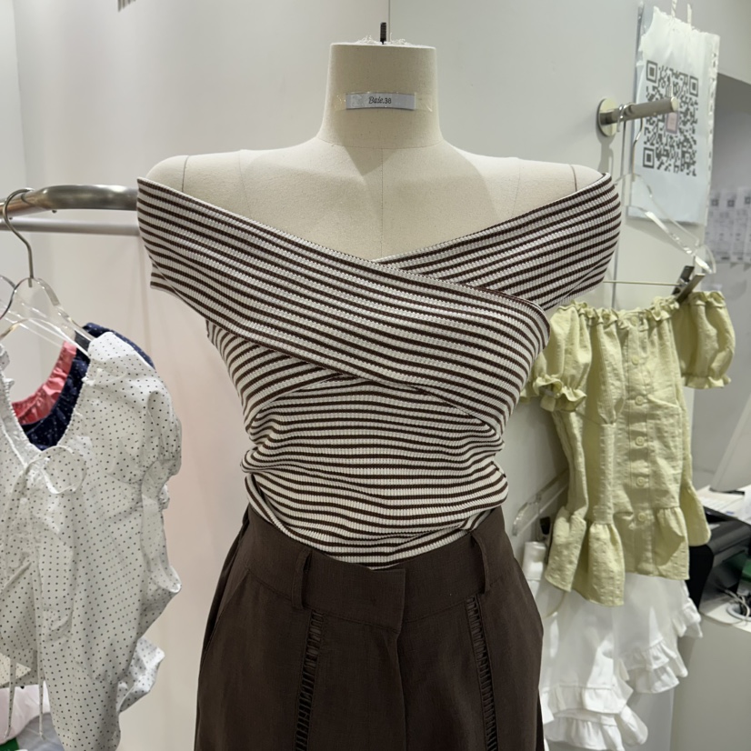 BAIE.38韓國直郵女裝新品人氣職業26春夏熱賣休閑吊帶背心BAIE.38吊帶/背心圖色1棕色條紋