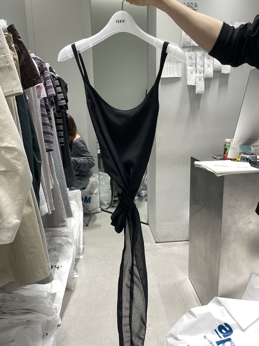 NUESE韓國東大門代購女裝新品時尚休閑職業26春夏吊帶背心NUESE吊帶/背心圖色2