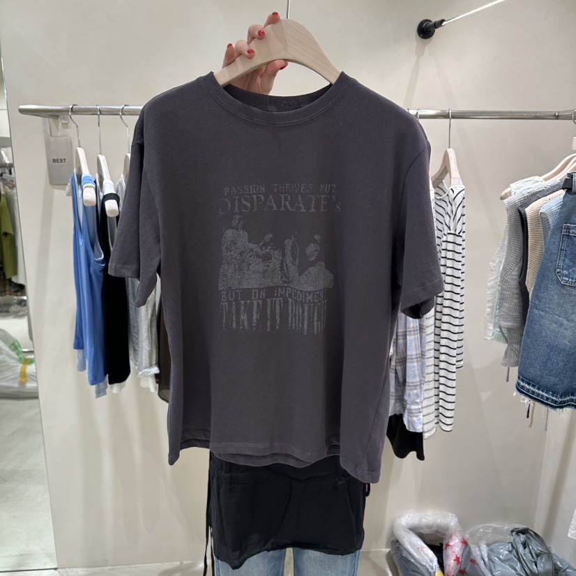 Color B韓國直郵實拍女裝新款26春夏26夏季休閑熱賣職業T恤Color BT恤圖色1