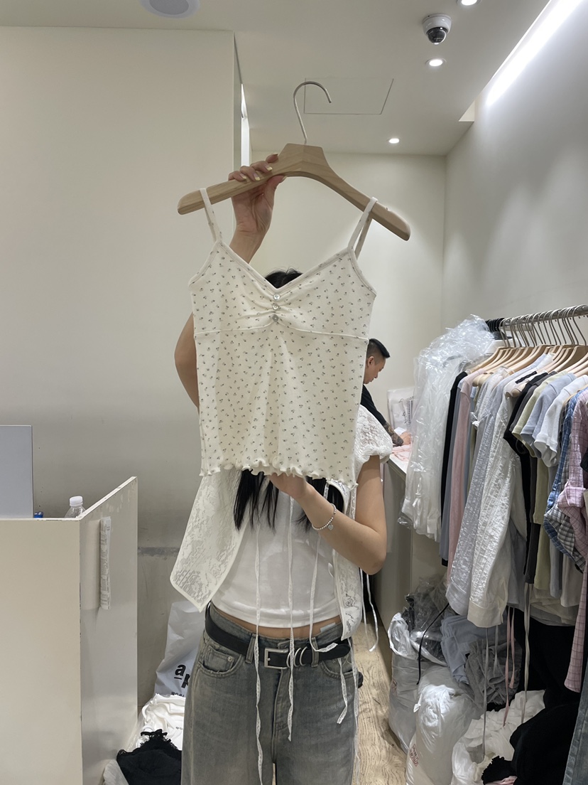 FLOWER-L韓國東大門代購女士新款時尚推薦熱賣職業吊帶背心FLOWER-L吊帶/背心圖色2奶油色