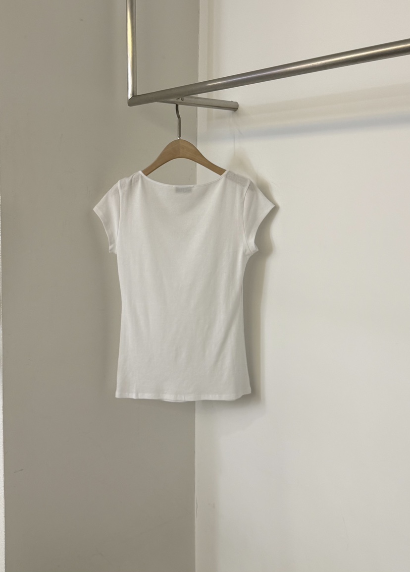 TWENTY FOUR SEVEN24-7韓國東大門直郵女裝新品26夏季T恤V領深VTEWNTY FOUR SEVEN24-7T恤
