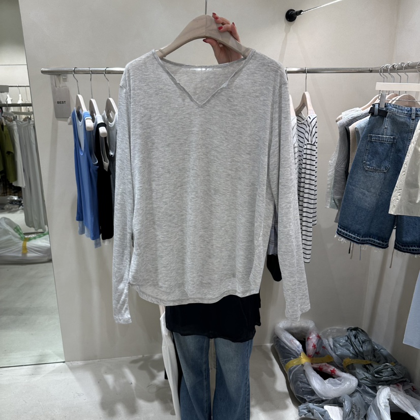 Color B韓國東大門代購女裝新款時尚26夏季熱賣長袖T恤柔軟Color B長袖T恤圖色1