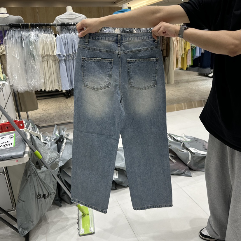 JKICHI韓國直郵實拍女裝新款時尚26春夏熱賣職業牛仔褲破洞JKICHI牛仔褲