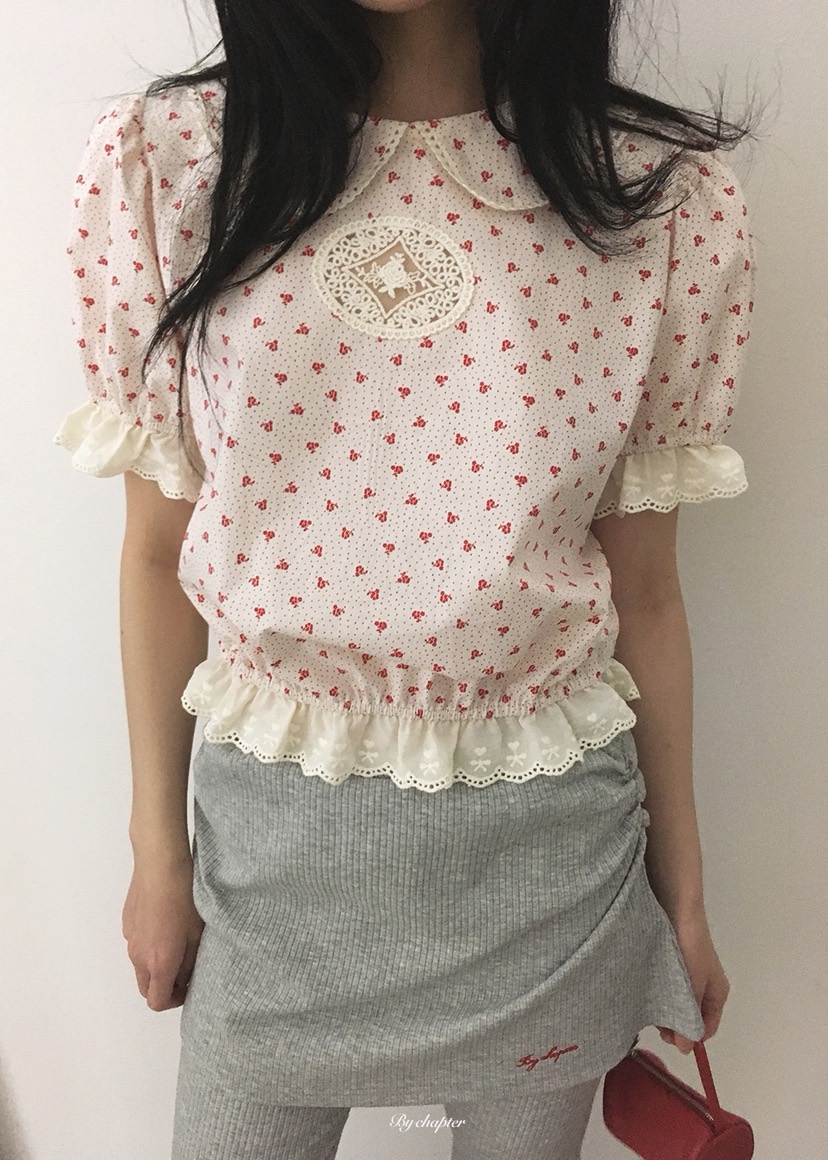 BY CHAPTER東大門實拍韓國女士新款人氣襯衫蕾絲衫花朵蕾絲BY Chapter襯衫/蕾絲衫