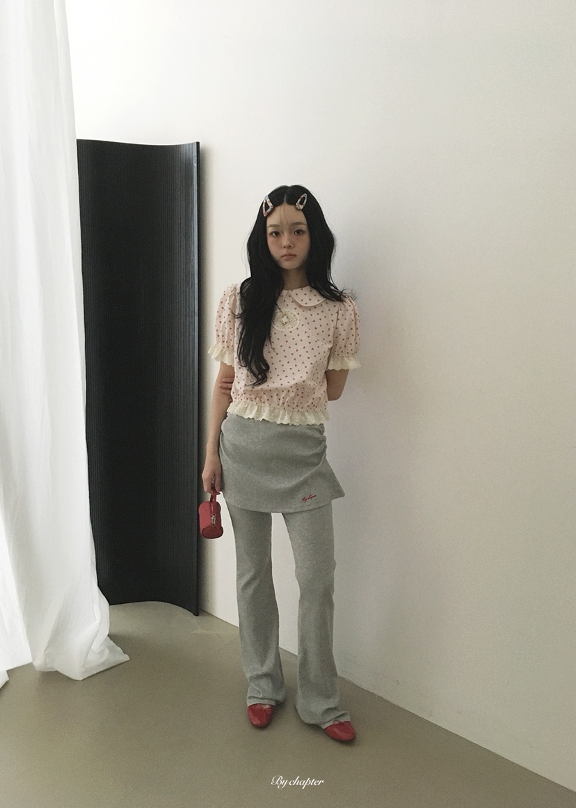 BY CHAPTER東大門實拍韓國女士新款人氣襯衫蕾絲衫花朵蕾絲BY Chapter襯衫/蕾絲衫