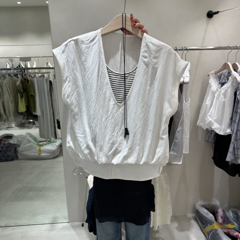 Color B韓國代購女士新品休閑26春夏推薦馬甲假兩件條紋Color B馬甲圖色1
