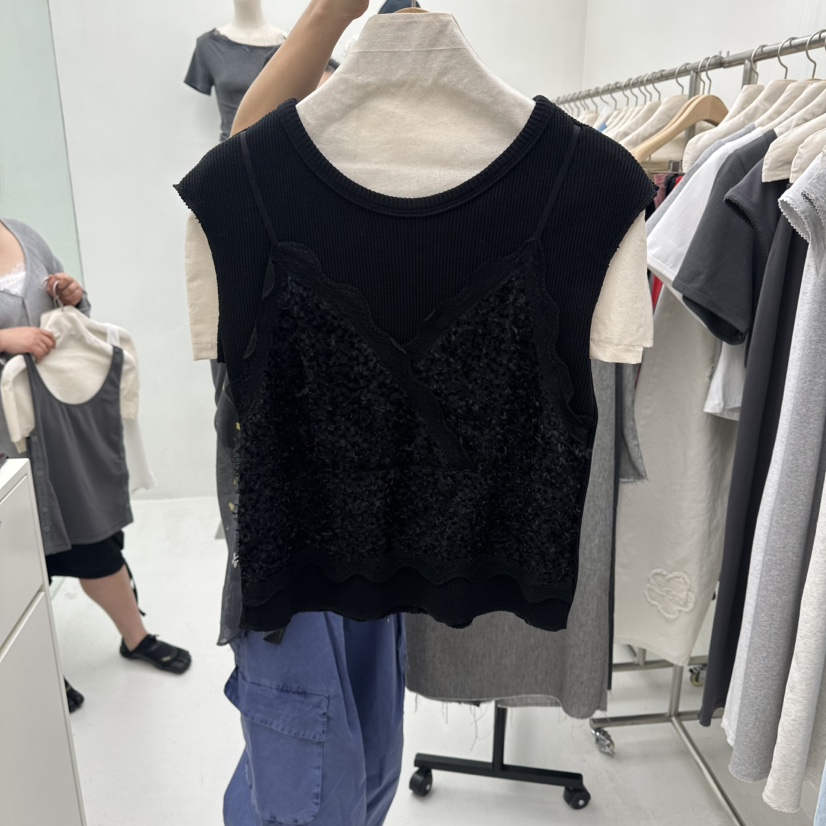 CHAV韓國東大門直郵女士新品26春夏推薦職業26夏季吊帶背心鵝CHAV吊帶/背心圖色2