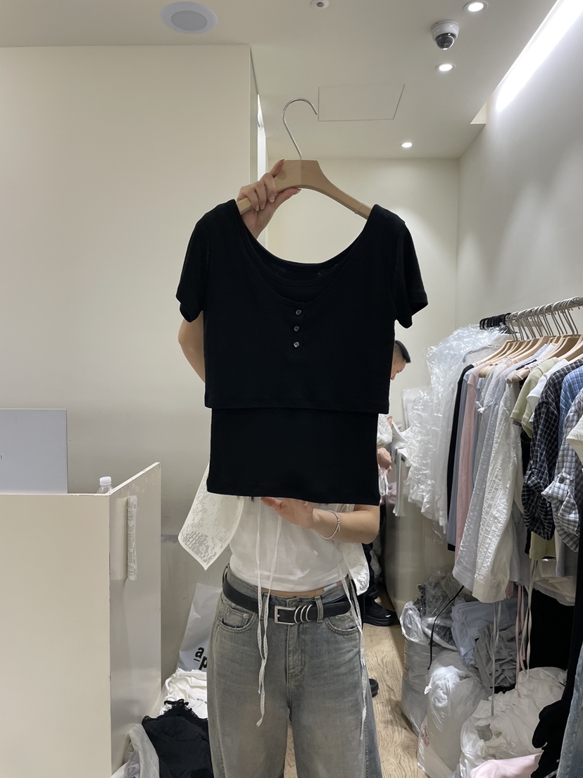 FLOWER-L韓國東大門直郵女士新款時尚人氣熱賣職業26春夏T恤FLOWER-LT恤圖色4黑色