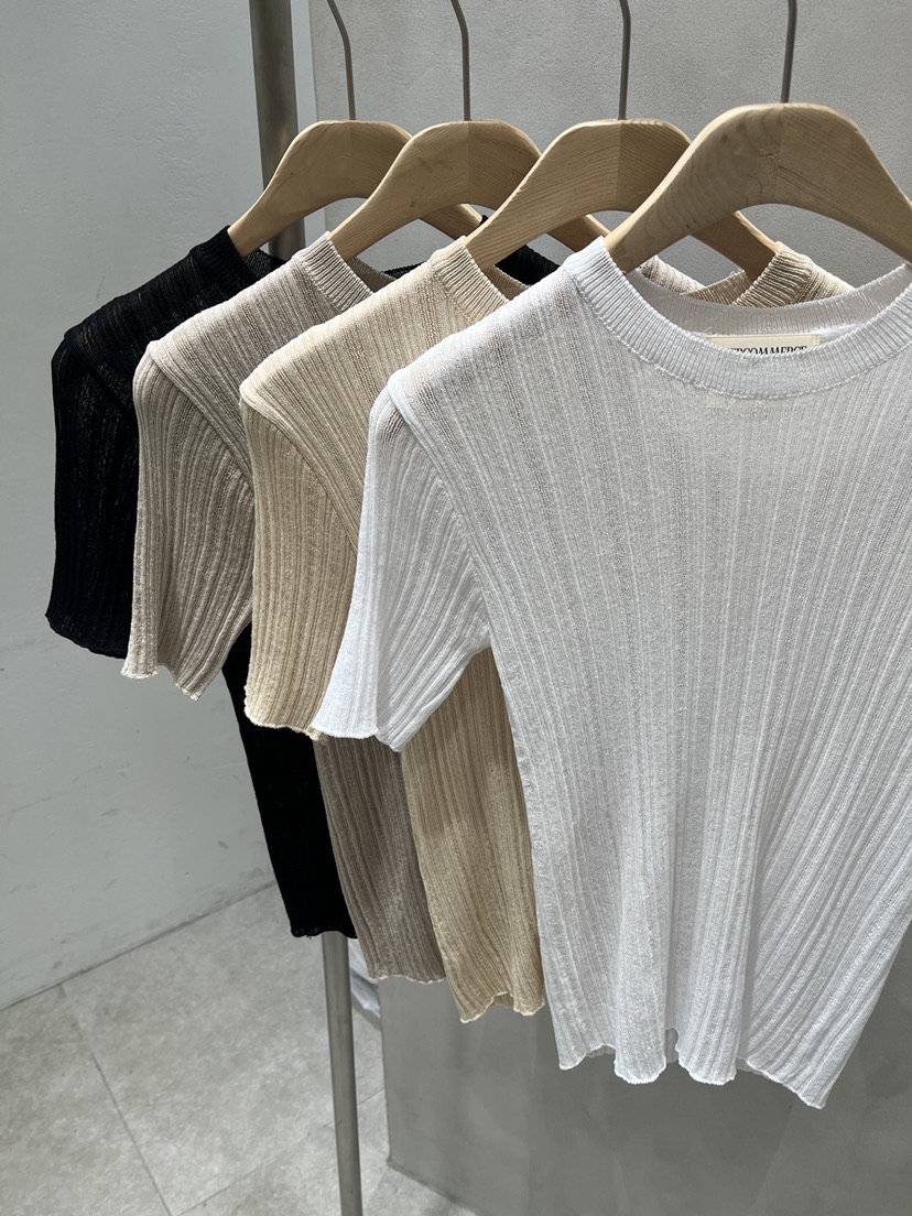 EVERCOMMERCE METICULOUSLY DESIGNED韓國代購女裝新款人氣針織衫EVERCOMMERCE METICULOUSLY DESIGNED針織衫
