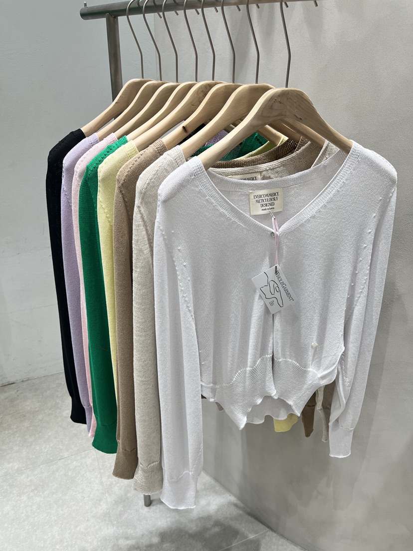 EVERCOMMERCE METICULOUSLY DESIGNED東大門實拍韓國女士新品時尚針織衫EVERCOMMERCE METICULOUSLY DESIGNED針織衫