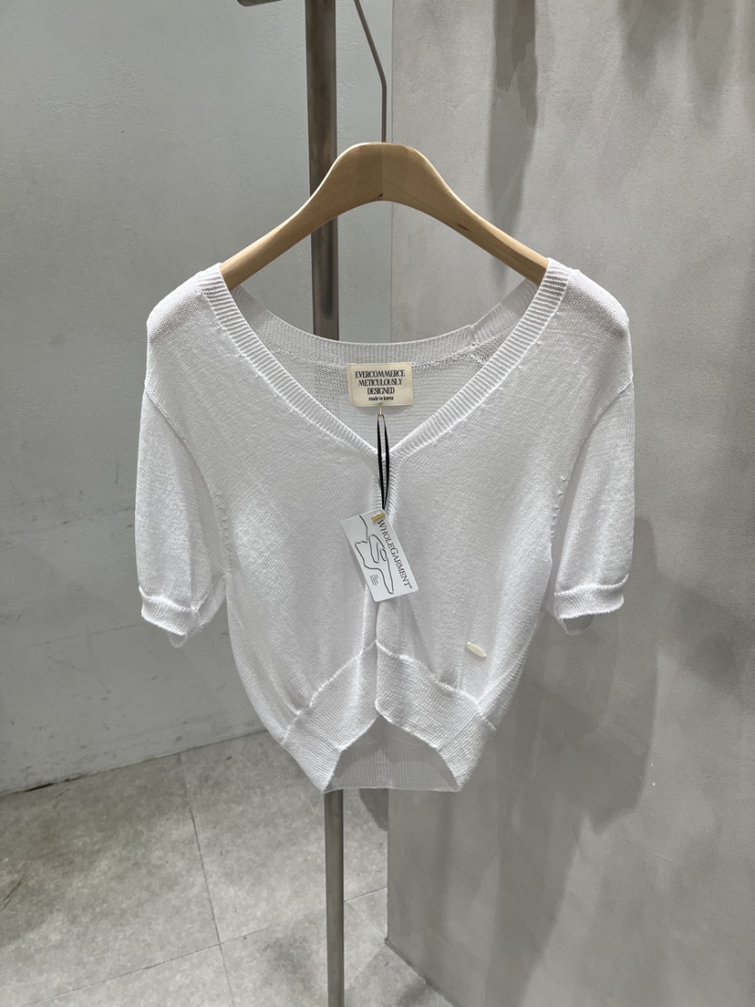 EVERCOMMERCE METICULOUSLY DESIGNED韓國直郵實拍女裝新品26夏季針織衫EVERCOMMERCE METICULOUSLY DESIGNED針織衫