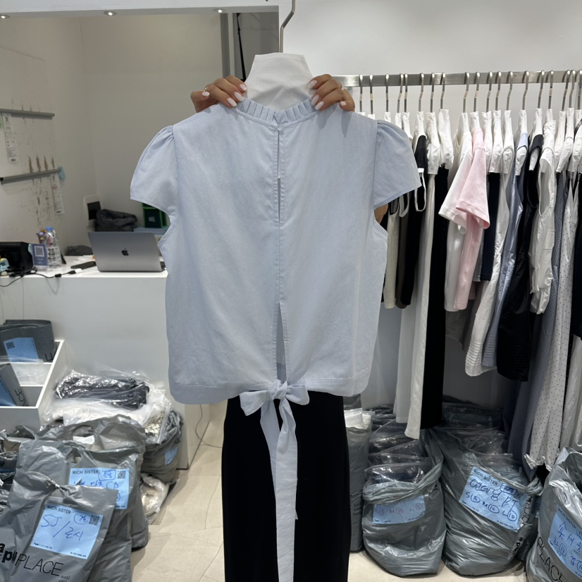 RICH SISTER韓國直郵女裝新品推薦時尚襯衫蕾絲衫不含腰帶RICH SISTER襯衫/蕾絲衫