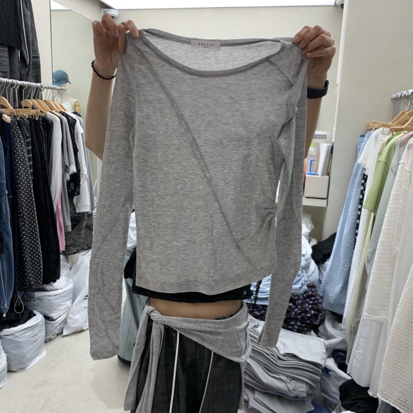 BREEZE韓國東大門直郵女裝新款人氣職業熱賣休閑時尚長袖T恤BREEZE長袖T恤圖色3