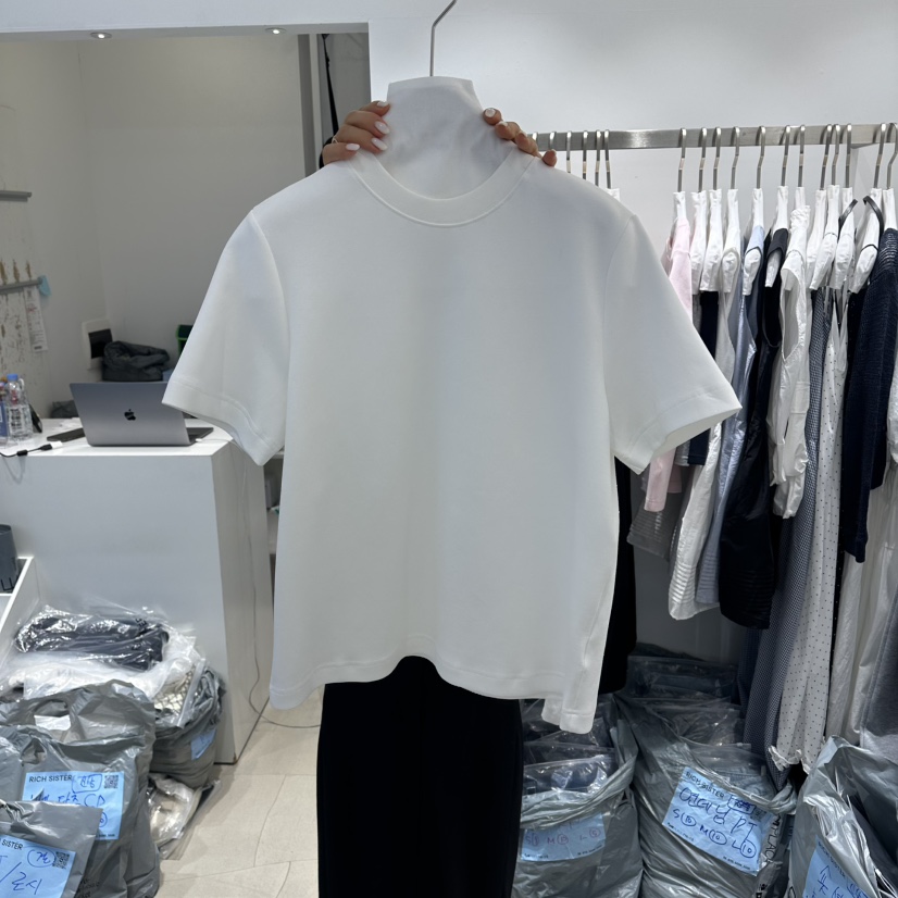 RICH SISTER韓國東大門直郵女士新品職業推薦休閑人氣T恤RICH SISTERT恤圖色2