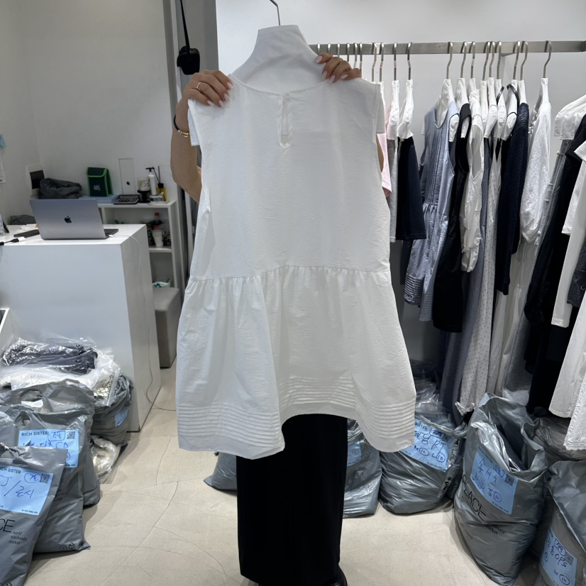 RICH SISTER韓國直郵實拍女士新品26春夏職業連衣裙褶裥RICH SISTER連衣裙