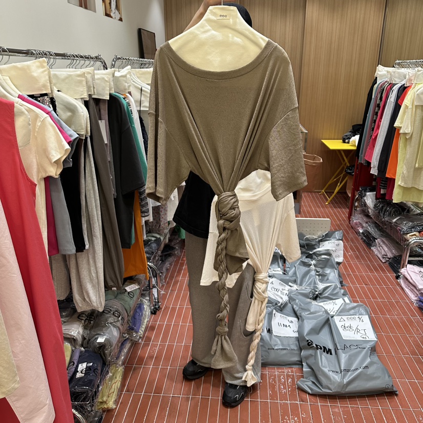 EEE韓國直郵女士新品休閑職業人氣26夏季時尚推薦26春夏T恤EEET恤圖色2