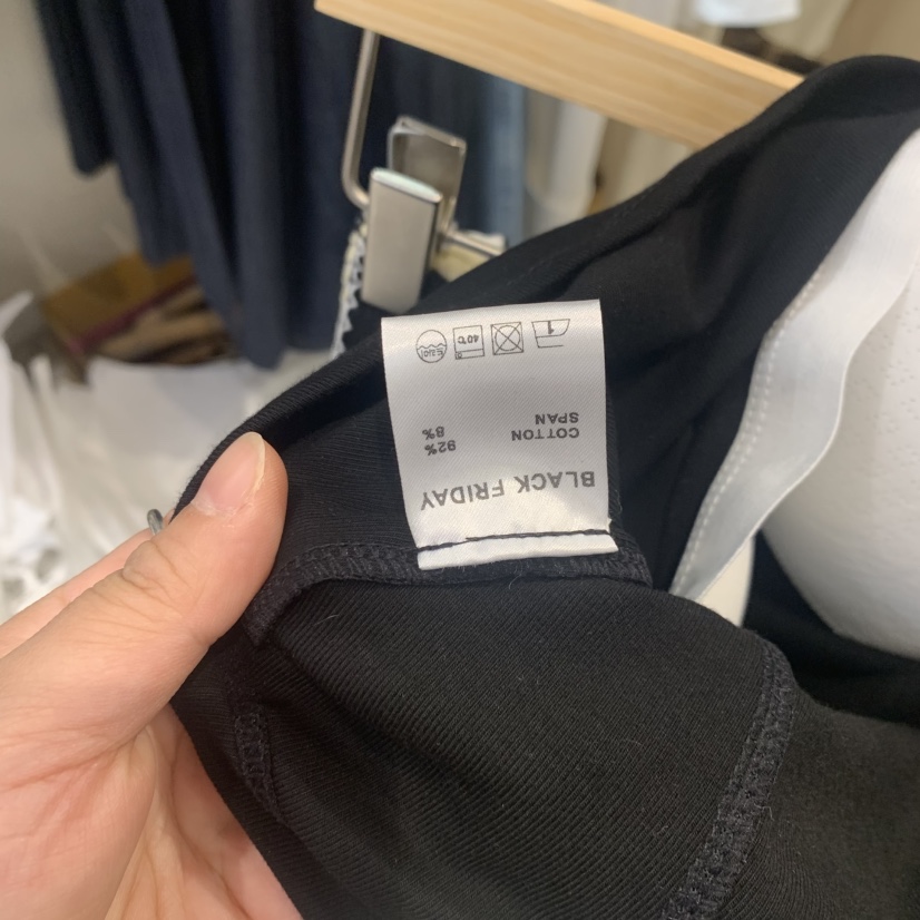 BLACKFRIDAY韓國代購女士新款人氣時尚推薦熱賣26夏季吊帶背心BLACK FRIDAY吊帶/背心
