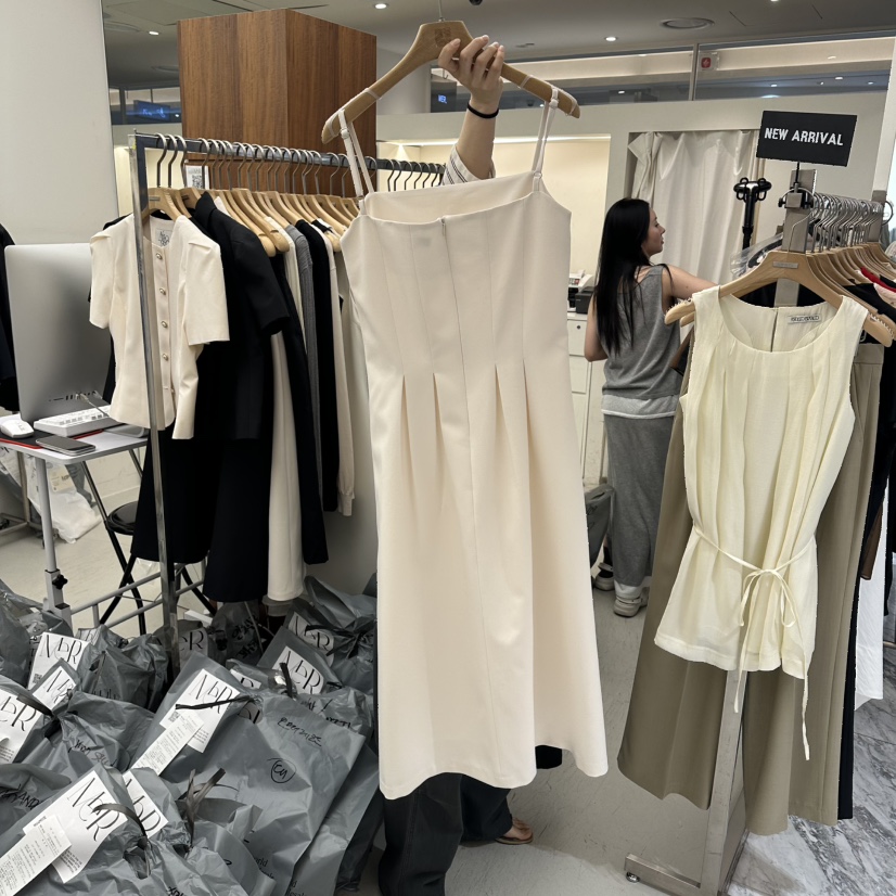 MER韓國代購女士新品熱賣26春夏職業26夏季推薦人氣連衣裙MER/ANGELO BIANCO連衣裙
