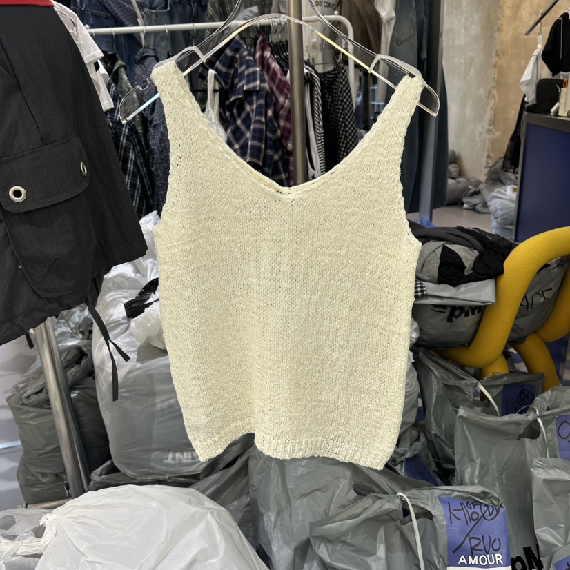 AMOUR韓國直郵實拍女裝新款職業26春夏人氣26夏季吊帶背心AMOUR吊帶/背心圖色1