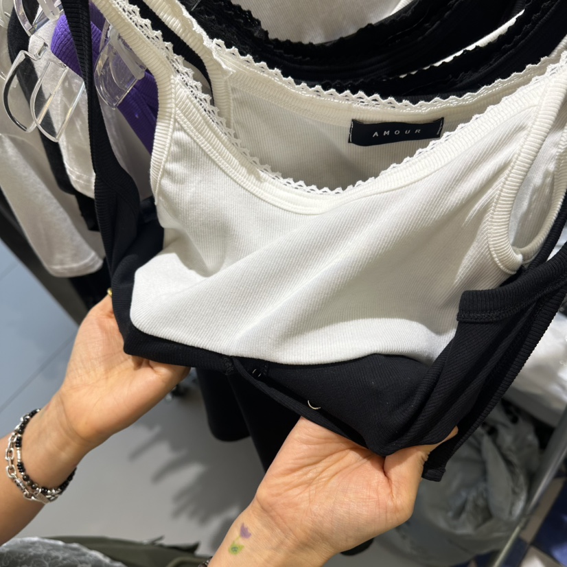 AMOUR東大門實拍韓國女裝新品人氣吊帶背心假兩件蕾絲雙層AMOUR吊帶/背心