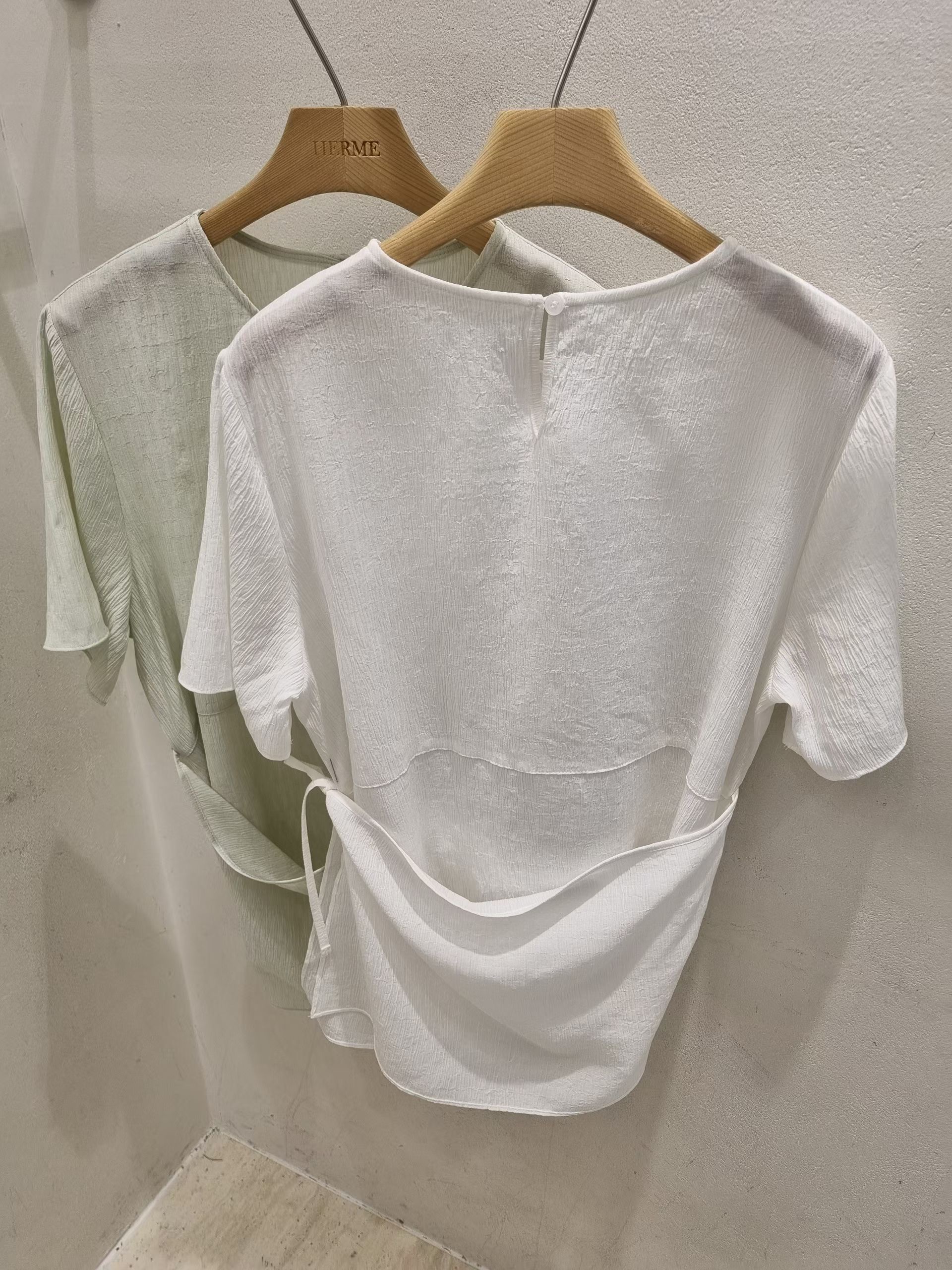 HERME韓國直郵實拍女裝新品26夏季推薦休閑時尚襯衫蕾絲衫HERME襯衫/蕾絲衫
