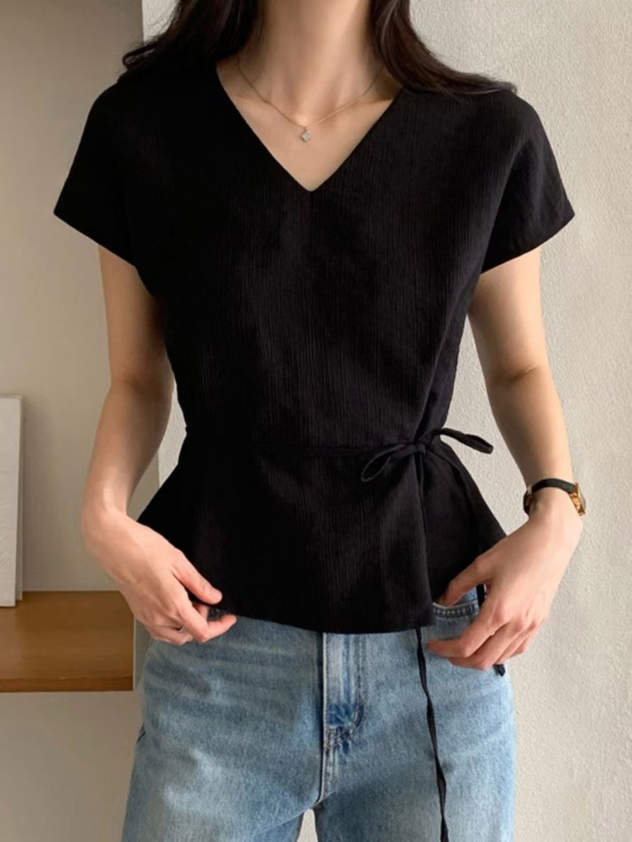 HERME東大門實拍韓國女裝新款26春夏26夏季襯衫蕾絲衫V領HERME襯衫/蕾絲衫圖色2