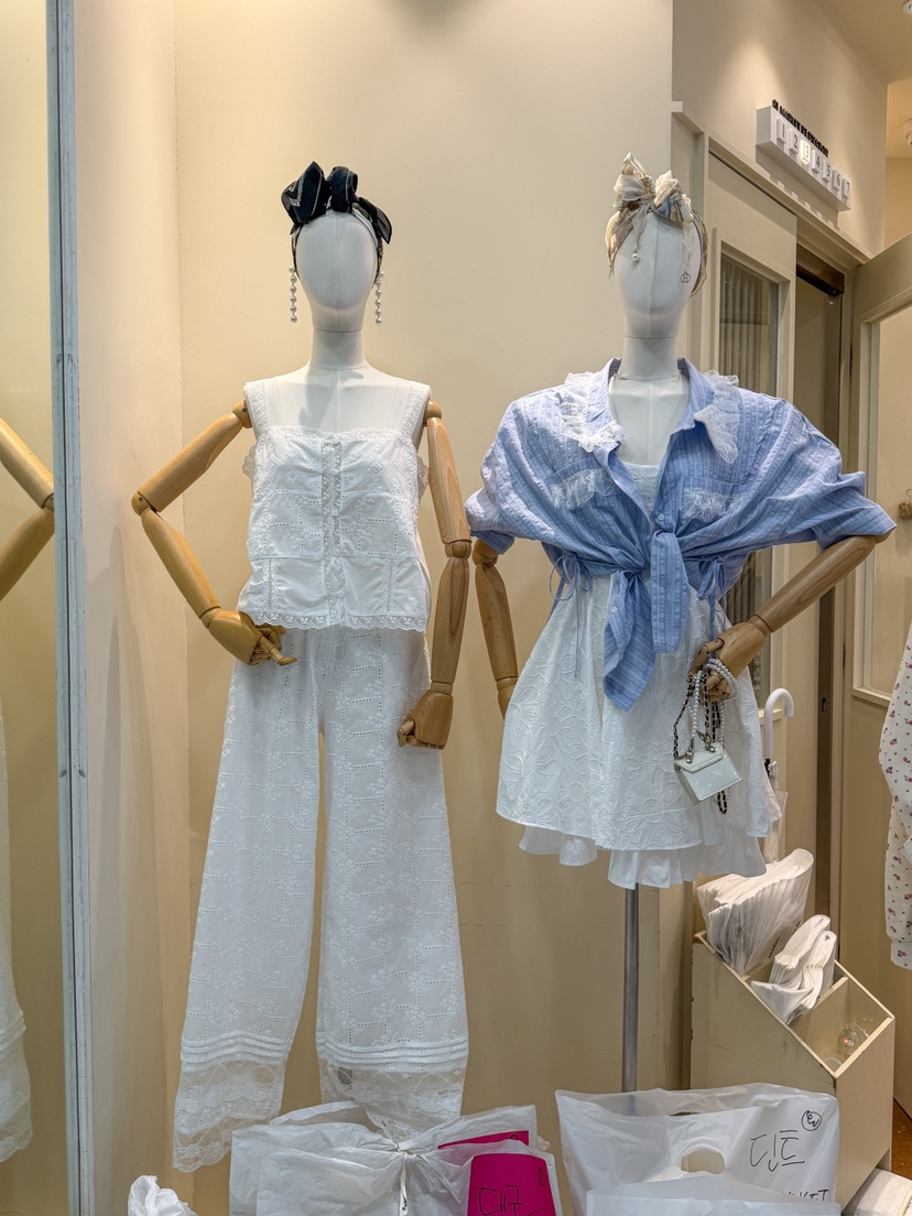 81 MARKET-L韓國直郵女裝新品26夏季推薦職業襯衫蕾絲衫81 MARKET-L襯衫/蕾絲衫