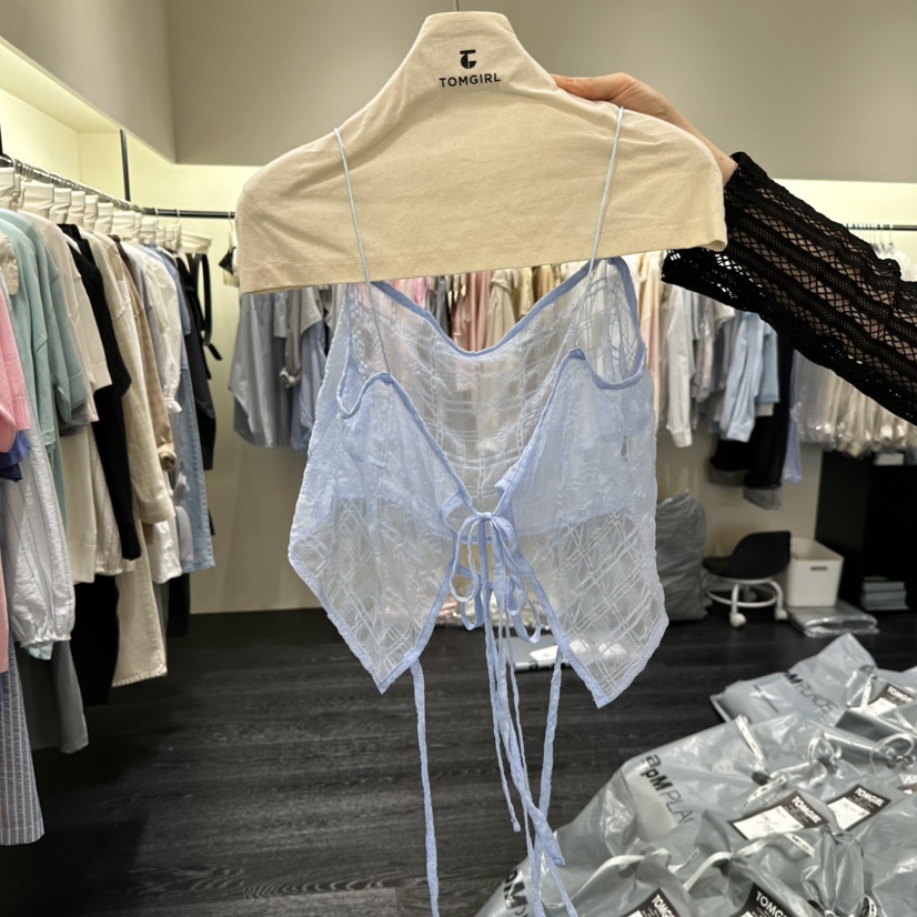 TOMGIRL韓國東大門直郵女裝新品推薦時尚26夏季26春夏吊帶背心TOMGIRL吊帶/背心圖色2
