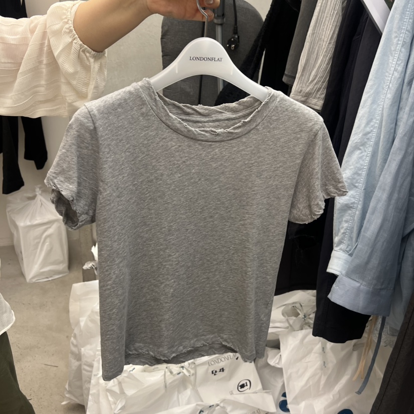 LONDON FLAT韓國直郵實拍女士新品26春夏26夏季熱賣時尚T恤LONDON FLATT恤圖色1