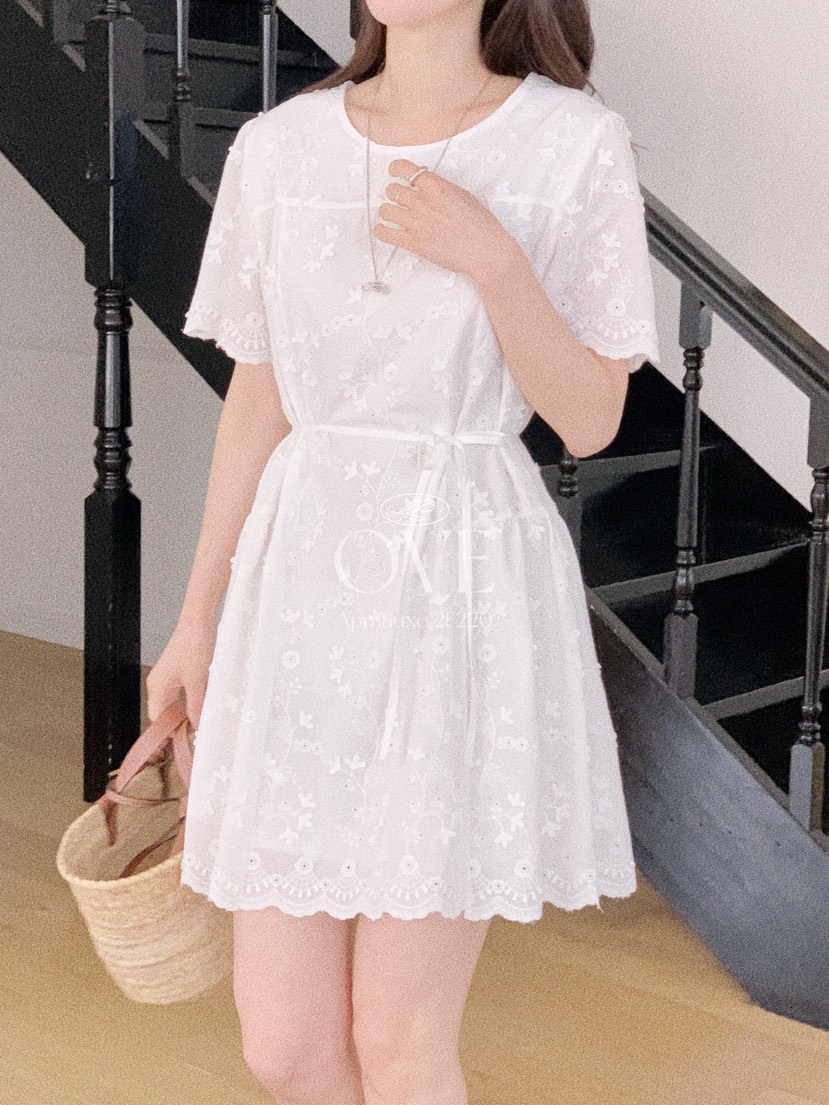 OVE韓國直郵女士新款時尚熱賣26夏季推薦職業連衣裙含腰繩OVE連衣裙