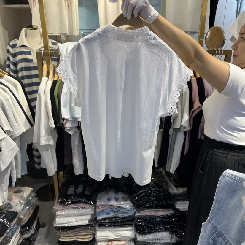 COCO HOLIC韓國直郵實拍女裝新品時尚人氣休閑26夏季T恤蕾絲COCO HOLICT恤