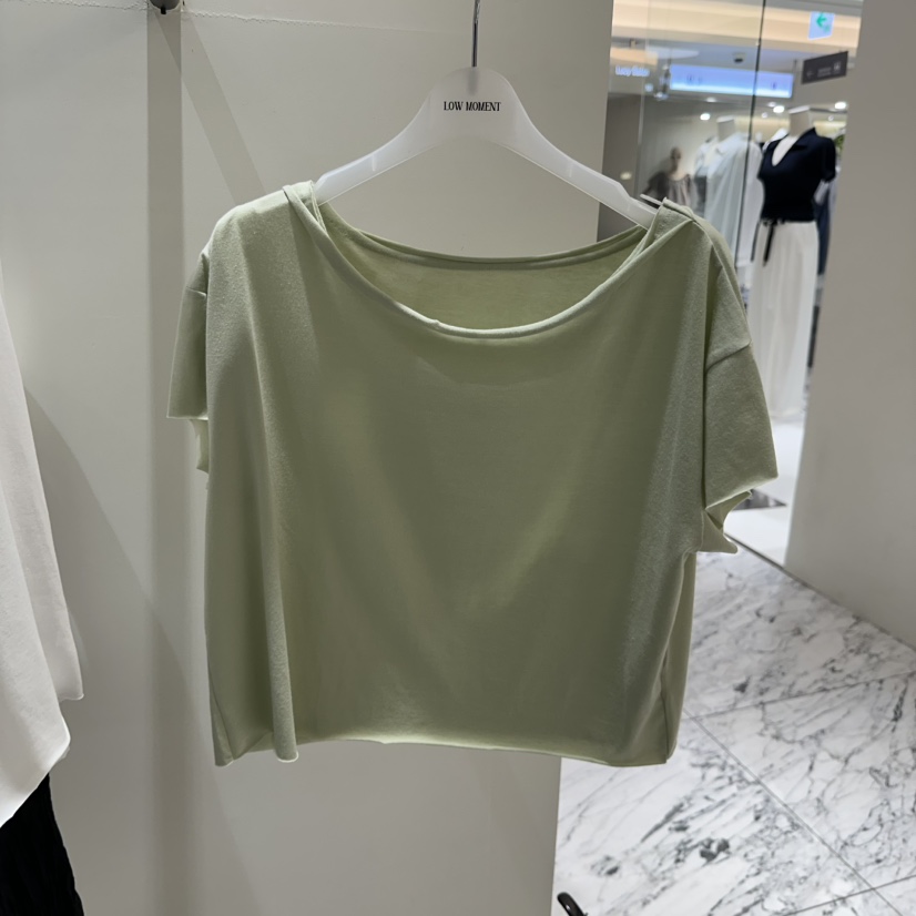 LOW MOMENT韓國東大門直郵女裝新品26夏季職業推薦26春夏T恤LOW MOMENTT恤圖色2
