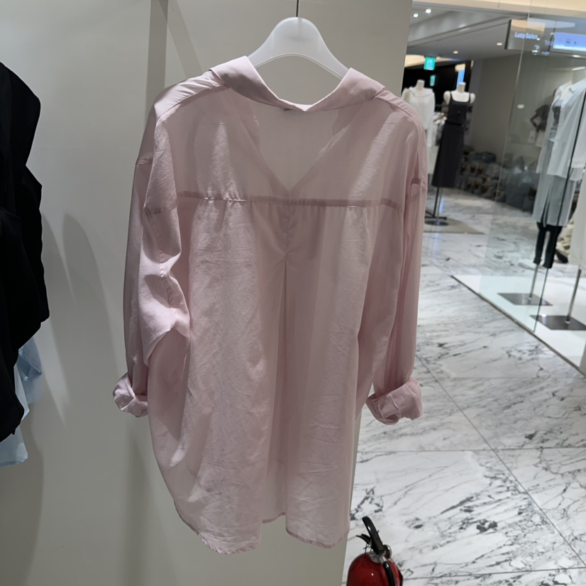 LOW MOMENT韓國直郵女裝新款熱賣時尚人氣26夏季襯衫蕾絲衫LOW MOMENT襯衫/蕾絲衫