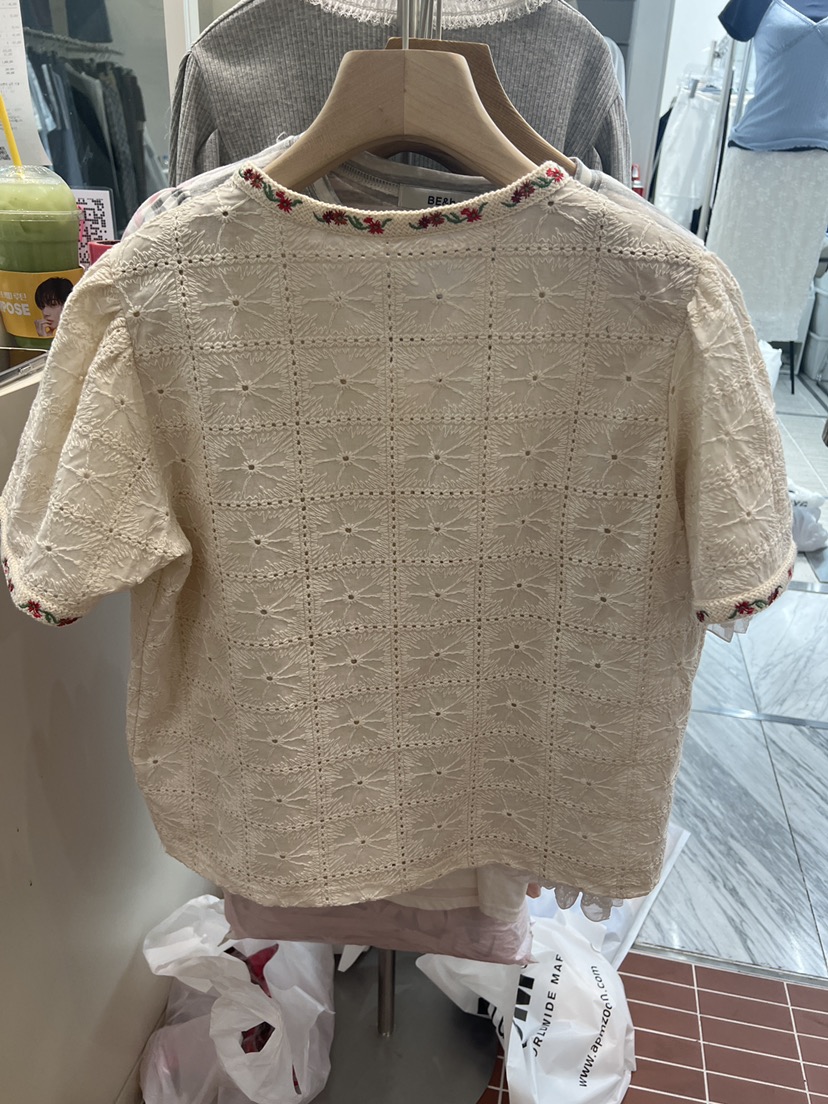 BE&amp;BE韓國代購女士新品推薦26夏季26春夏襯衫蕾絲衫刺繡BE&be襯衫/蕾絲衫