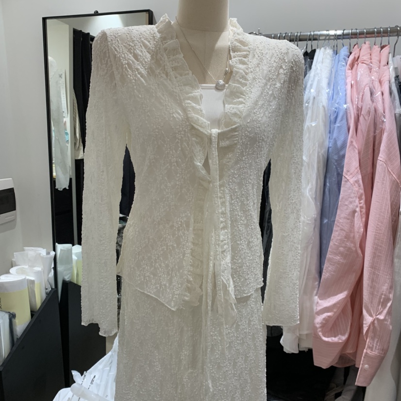 LOVE SOME韓國東大門代購女裝新款26春夏襯衫蕾絲衫荷葉邊蕾絲開衫LOVE SOME襯衫/蕾絲衫圖色1