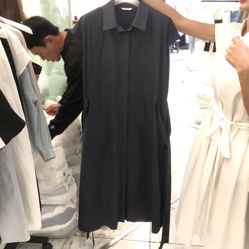 ALMOND韓國東大門直郵女裝新款26春夏休閑推薦連衣裙含腰帶ALMOND連衣裙圖色2