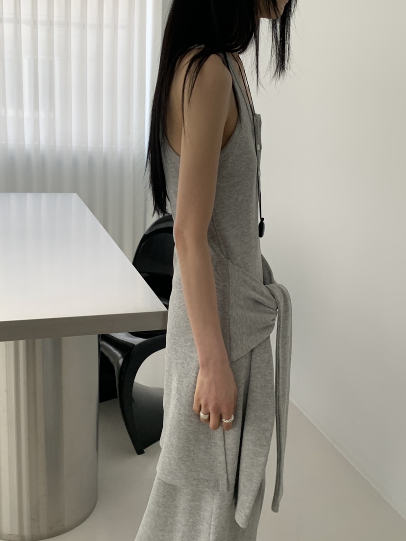 MOVENNE韓國東大門直郵女士新款熱賣時尚職業推薦連衣裙系帶MOVENNE連衣裙