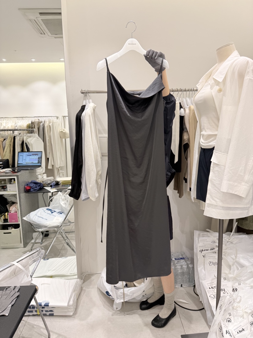WOOD SAGE韓國直郵女裝新款職業26春夏連衣裙含腰繩絲質WOOD SAGE連衣裙圖色1