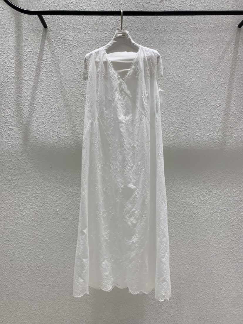 LUCY SALON韓國東大門代購女士新款推薦休閑職業熱賣連衣裙LUCY SALON連衣裙圖色1