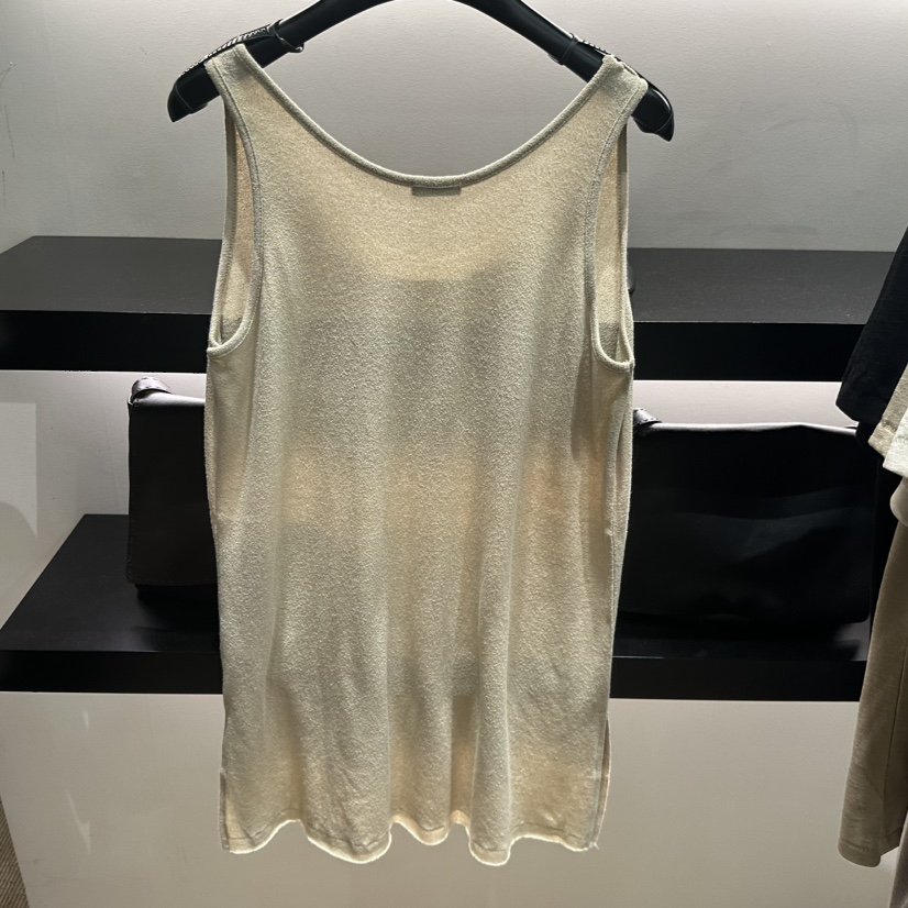FEBRUARY 11韓國直郵女裝新品26夏季推薦職業人氣吊帶背心FEBRUARY 11吊帶/背心