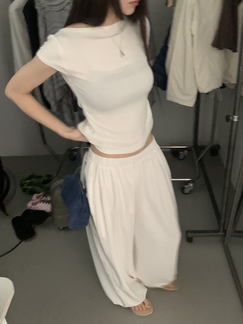 LOGARDEN韓國直郵女士新品休閑職業26春夏時尚人氣26夏季T恤LO GARDENT恤圖色1