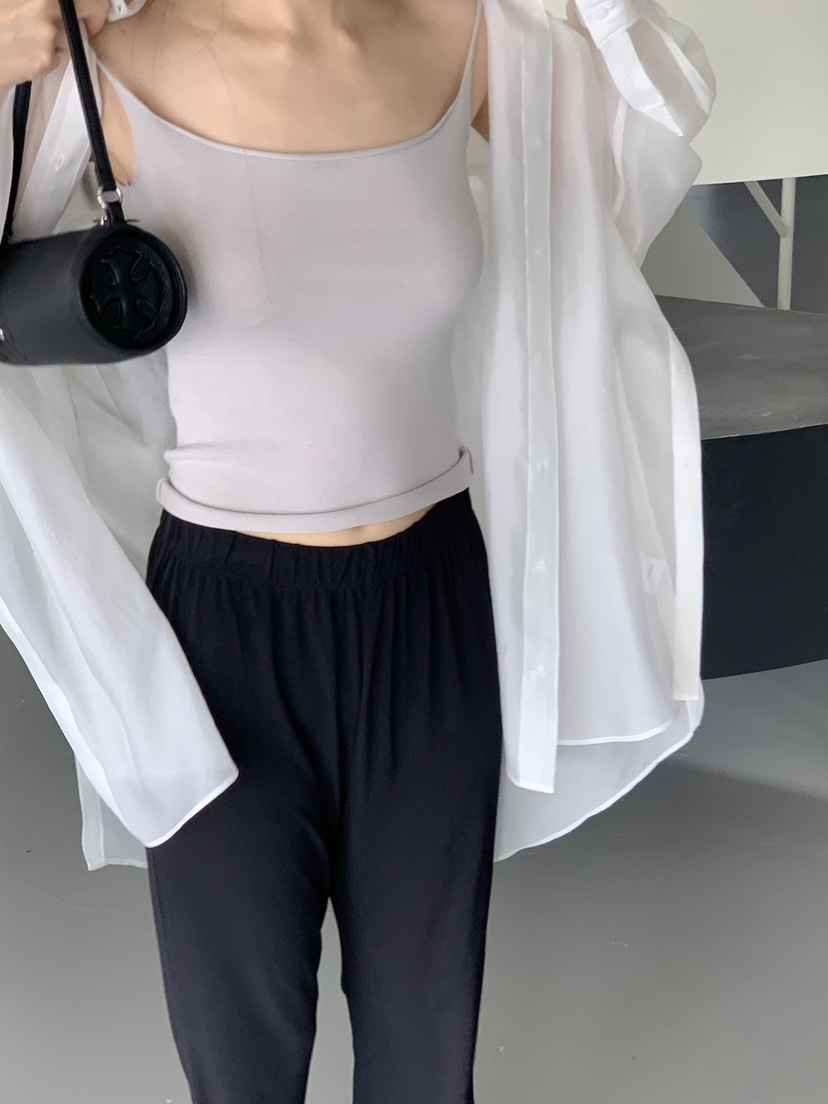 LOGARDEN韓國代購女士新款推薦26夏季26春夏時尚吊帶背心LO GARDEN吊帶/背心圖色1