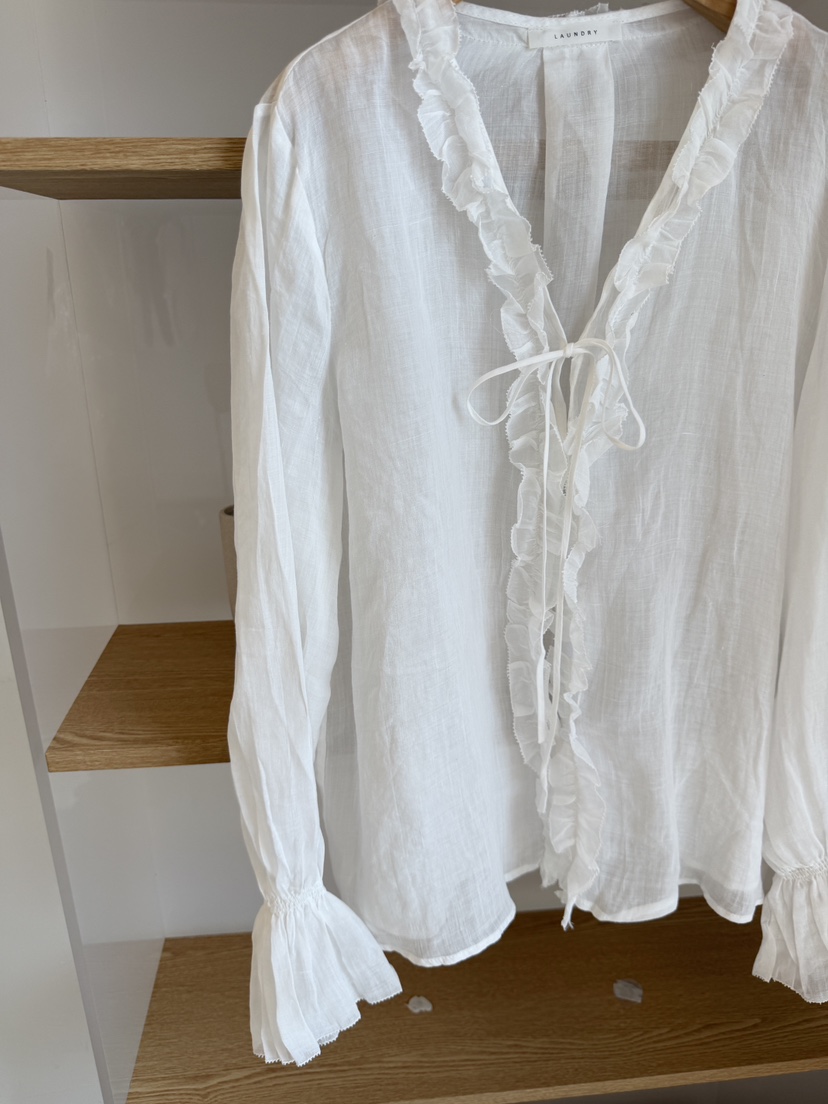 LAUNDRY韓國直郵實拍女裝新款26夏季熱賣襯衫蕾絲衫荷葉邊LAUNDRY襯衫/蕾絲衫