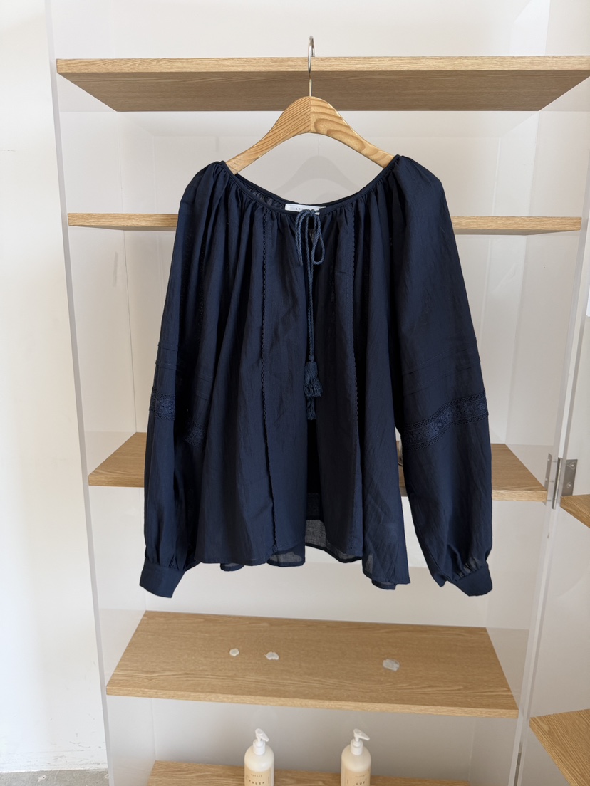 LAUNDRY韓國直郵實拍女裝新品人氣熱賣休閑襯衫蕾絲衫蕾絲LAUNDRY襯衫/蕾絲衫圖色2